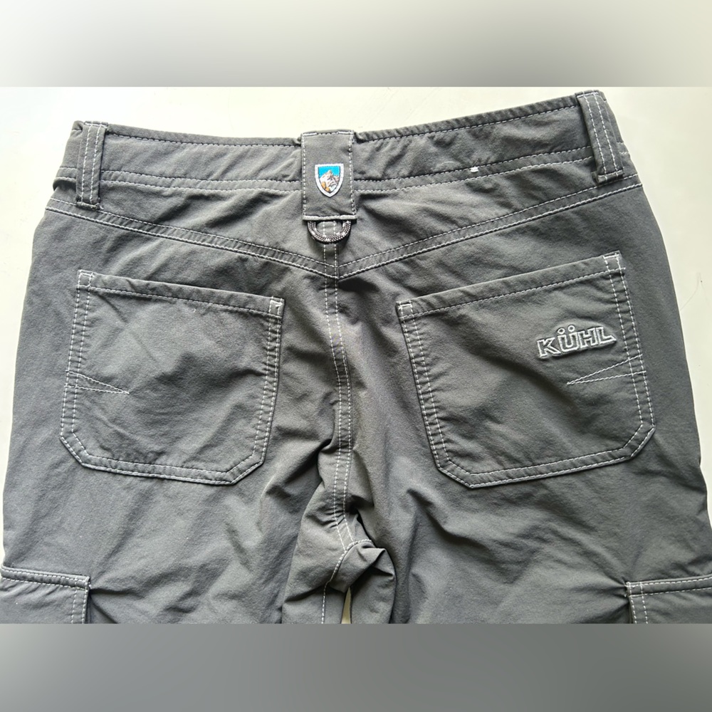 KUHL youth size large outdoor hiking / cargo shorts